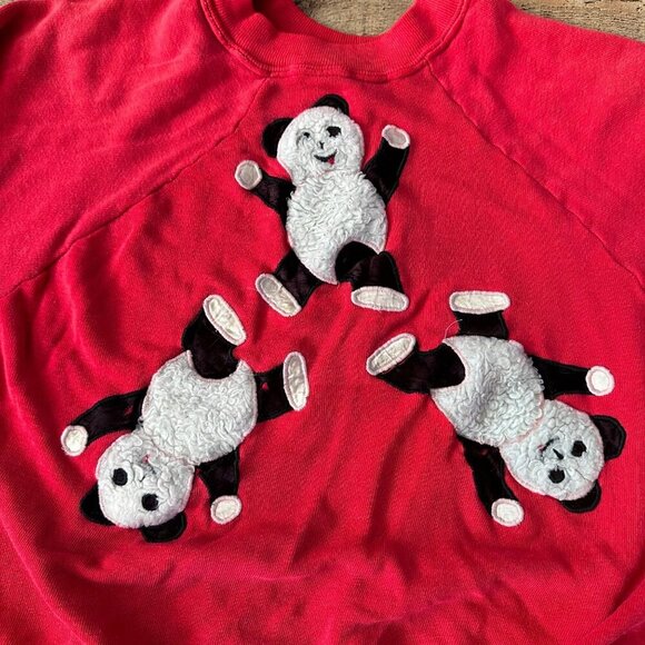 MC Bordeaux vintage 80's panda bear red sweater women's Medium - Picture 8 of 11